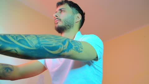 XanderCageX online show from February 5, 2025, 1:00 pm