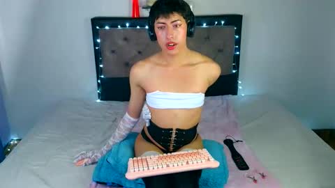Snapshot of xangel__dustx chatting on January 15, 2026, 6:22 pm xangel__dustx online show from January 15, 2026, 6:22 pm
