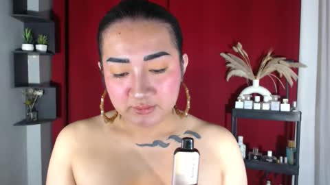 Nira   NOT INTO CHEAP GUYS  online show from September 30, 2025, 2:44 pm