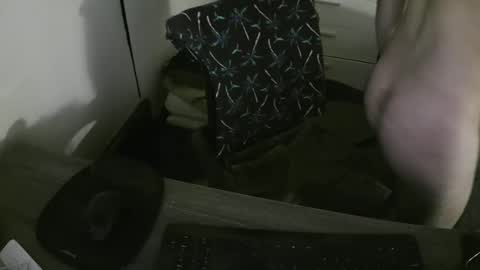 Snapshot of xatofe2000 chatting on February 22, 2026, 4:02 am xatofe2000 online show from February 22, 2026, 4:02 am