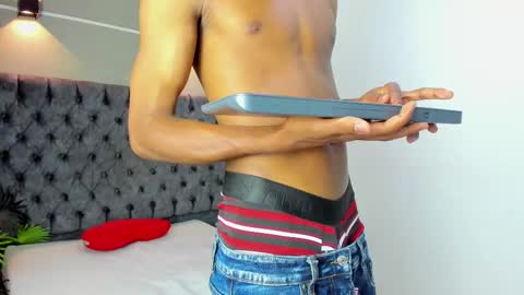 Snapshot of xavi_lee chatting on October 18, 2025, 3:53 am XAVI online show from October 18, 2025, 3:53 am