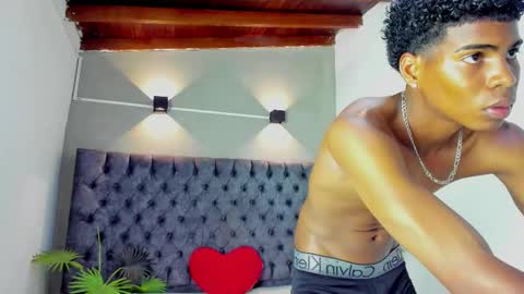 Snapshot of xavi_lee chatting on November 6, 2025, 7:48 pm XAVI online show from November 6, 2025, 7:48 pm