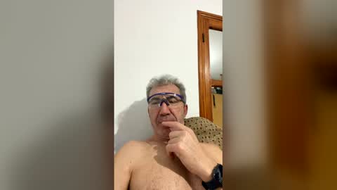 Snapshot of xaxi3 chatting on February 16, 2026, 9:33 pm xaxi3 online show from February 16, 2026, 9:33 pm