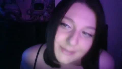 BabyGirl online show from April 16, 2026, 5:41 am