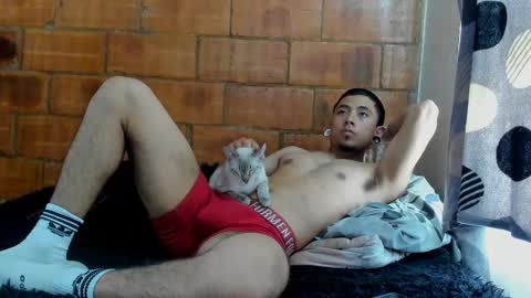 Snapshot of xblackandwhitexx chatting on March 9, 2025, 6:11 pm xblackandwhitexx online show from March 9, 2025, 6:11 pm