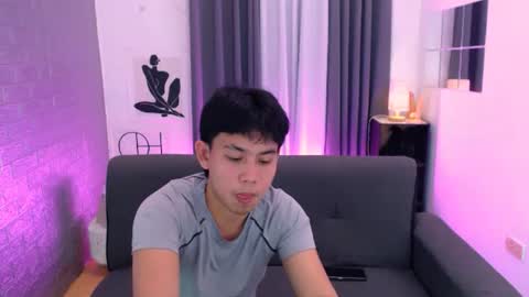 Snapshot of xcigbatecum chatting on October 2, 2025, 2:46 pm Charlie online show from October 2, 2025, 2:46 pm