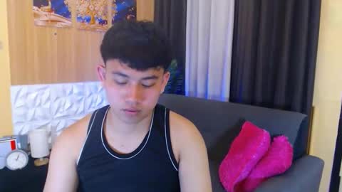 Snapshot of xcigbatecum chatting on November 15, 2025, 3:52 pm Charlie online show from November 15, 2025, 3:52 pm