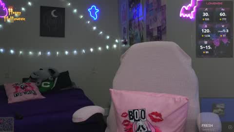 spoil me here  online show from October 12, 2025, 11:20 am