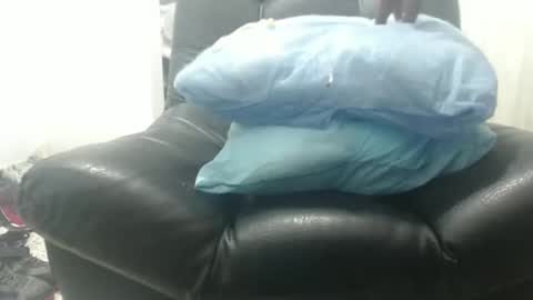 Victor online show from March 11, 2025, 1:37 am