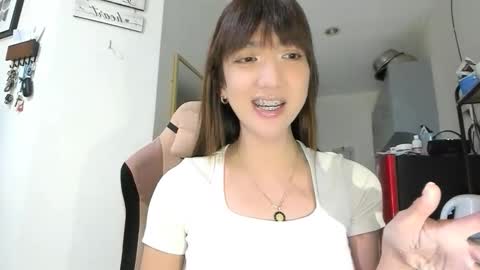 xdreamangel online show from January 8, 2026, 3:31 am