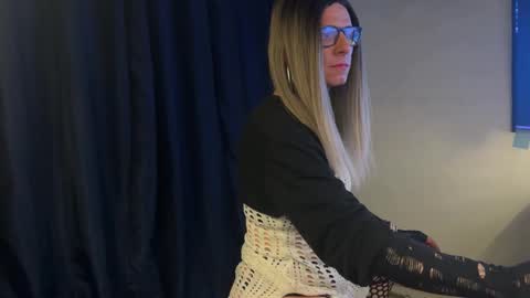 Snapshot of xdresserwithass588292 chatting on November 21, 2025, 9:02 pm xdresserwithass online show from November 21, 2025, 9:02 pm