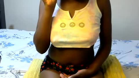 xeenah online show from July 7, 2026, 9:41 pm