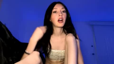 xenadreamx online show from March 7, 2026, 4:53 am