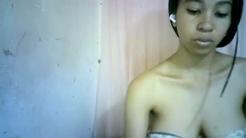 xenna610827 online show from January 29, 2025, 10:27 am