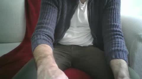 Snapshot of xeson47 chatting on December 10, 2024, 8:08 am xeson47 online show from December 10, 2024, 8:08 am