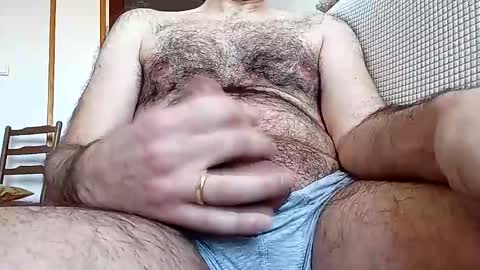 Snapshot of xeson47 chatting on December 16, 2024, 11:22 am xeson47 online show from December 16, 2024, 11:22 am