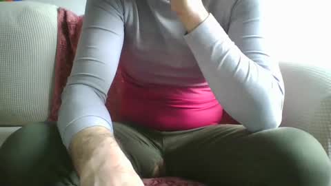 Snapshot of xeson47 chatting on February 24, 2025, 8:27 am xeson47 online show from February 24, 2025, 8:27 am