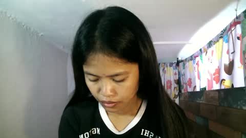xgurlxlaloox online show from June 1, 2026, 2:13 am