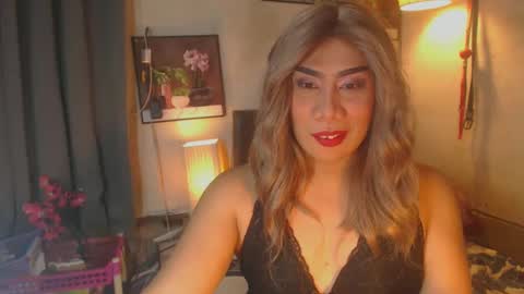 Snapshot of xhardcock2playx chatting on December 15, 2024, 1:22 pm GODDESS KRISTEL online show from December 15, 2024, 1:22 pm