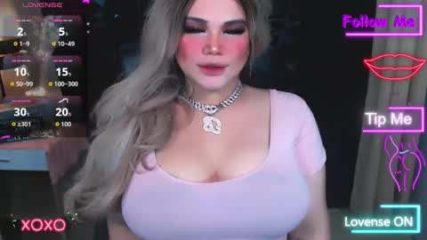 xHUGECOCKTILLCUMX online show from November 5, 2025, 8:03 am