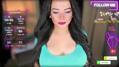 Snapshot of xhugeharleyselfsuckerx chatting on June 23, 2026, 6:28 pm xHUGECOCKTILLCUMX online show from June 23, 2026, 6:28 pm
