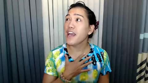 GWEN THOMPSON .......   online show from February 12, 2025, 1:09 am