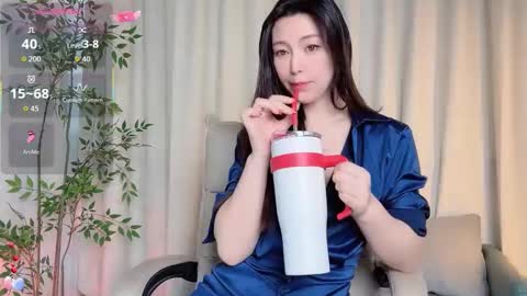 Snapshot of xi_ethel chatting on October 24, 2025, 12:41 am XI online show from October 24, 2025, 12:41 am