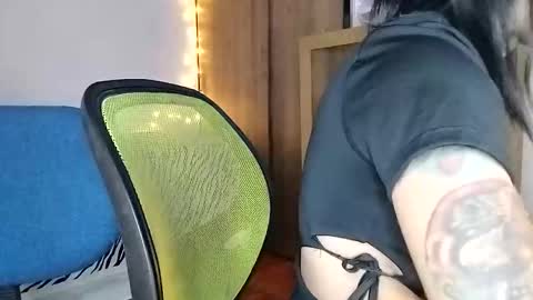 Snapshot of xialexbordeous chatting on December 9, 2024, 9:05 pm Samara online show from December 9, 2024, 9:05 pm