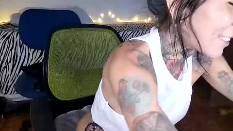 Snapshot of xialexbordeous chatting on December 19, 2024, 11:25 pm Samara online show from December 19, 2024, 11:25 pm