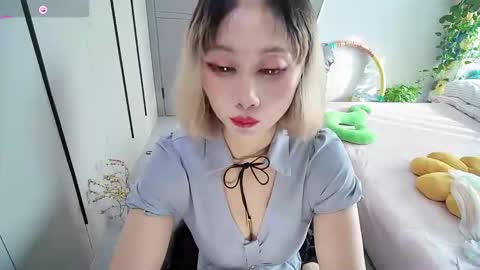 Snapshot of xiaoyu_cn chatting on September 9, 2025, 12:43 am xiaoyu online show from September 9, 2025, 12:43 am