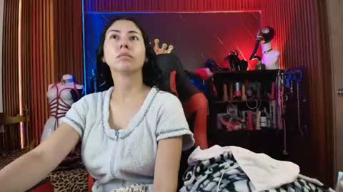 XiaQueen   I M online show from July 24, 2026, 12:36 pm