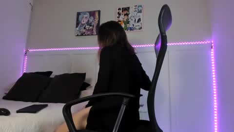 Snapshot of ximedg chatting on February 5, 2025, 2:51 am Xime online show from February 5, 2025, 2:51 am