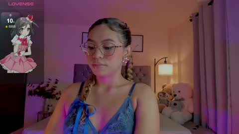 camila online show from April 23, 2026, 9:17 pm