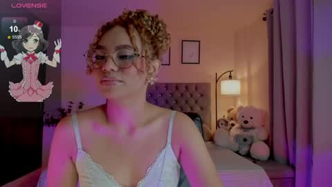 camila online show from April 28, 2026, 2:27 am