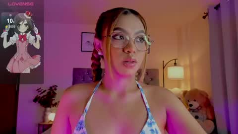 Snapshot of ximena_sotto1 chatting on July 10, 2026, 9:06 pm camila online show from July 10, 2026, 9:06 pm
