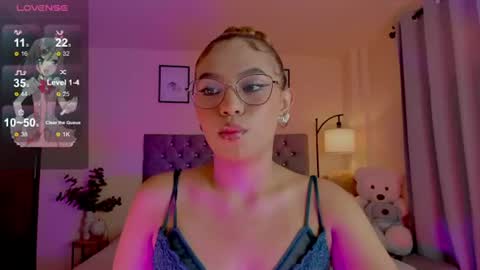 Snapshot of ximena_sotto1 chatting on July 26, 2026, 8:05 pm camila online show from July 26, 2026, 8:05 pm