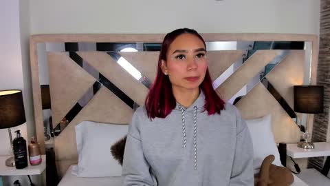 Xime  online show from February 6, 2026, 4:06 am