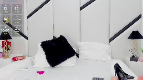 Snapshot of ximenacosta chatting on June 20, 2026, 11:46 am ximenacosta online show from June 20, 2026, 11:46 am