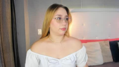   ximena  online show from April 7, 2026, 1:00 pm