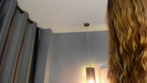   ximena  online show from May 6, 2026, 12:43 pm