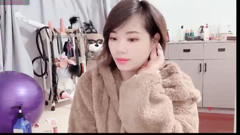 xinbao799322 online show from December 14, 2025, 8:52 am