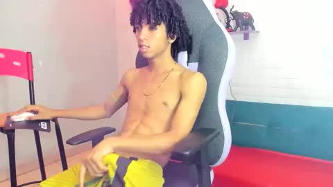 Snapshot of xion_ez chatting on September 20, 2025, 8:54 pm xion_ez online show from September 20, 2025, 8:54 pm