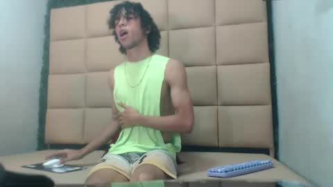 Snapshot of xion_ez chatting on October 6, 2025, 9:56 pm xion_ez online show from October 6, 2025, 9:56 pm