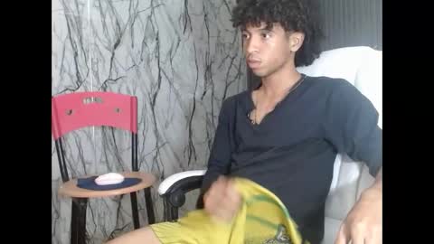 Snapshot of xion_ez chatting on October 16, 2025, 10:33 pm xion_ez online show from October 16, 2025, 10:33 pm