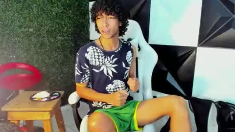 Snapshot of xion_ez chatting on October 30, 2025, 8:31 pm xion_ez online show from October 30, 2025, 8:31 pm