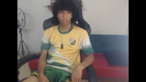 Snapshot of xion_ez chatting on November 17, 2025, 7:30 pm xion_ez online show from November 17, 2025, 7:30 pm