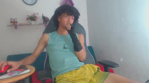 Snapshot of xion_ez chatting on November 29, 2025, 8:12 pm xion_ez online show from November 29, 2025, 8:12 pm