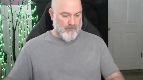 MrSlowBurn77 online show from February 17, 2026, 3:40 pm