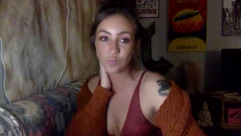 xLacyy online show from September 23, 2025, 2:36 am