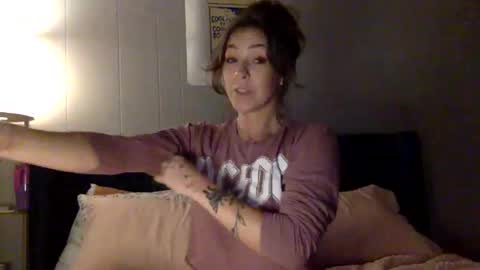 xLacyy online show from January 6, 2026, 3:43 am